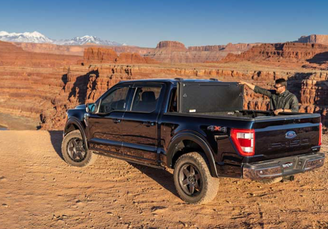 2021-2025 FORD F150 CREW CAB 8 FT BED UNDERCOVER ARMOR FLEX TONNEAU COVER
