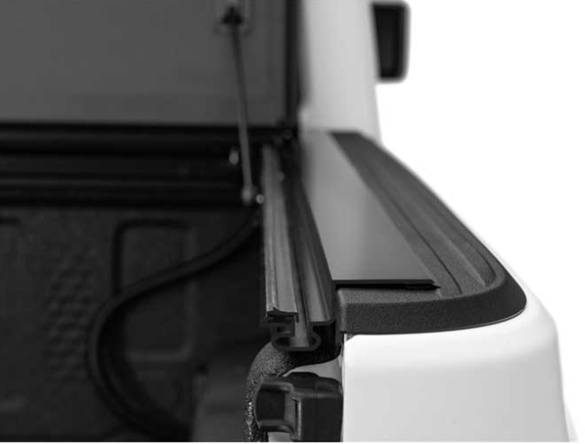 2020-2025 JEEP GLADIATOR 5FT BAKFLIP MX4 TONNEAU COVER