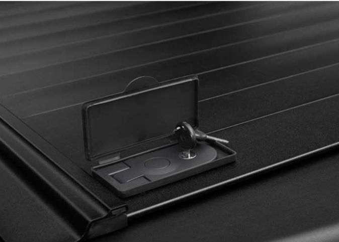 2017-2025 HONDA RIDGELINE RETRAXPRO MX MANUAL RETRACTABLE TONNEAU COVER