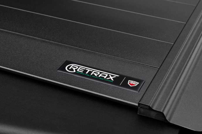 2017-2025 HONDA RIDGELINE RETRAXPRO MX MANUAL RETRACTABLE TONNEAU COVER