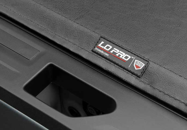 2019-2025 CHEVY/GMC SILVERADO/SIERRA 1500 (EXCL CARBON PRO BED)5FT8IN LO PRO TONNEAU COVER ( w/ or w/o MultiPro Tailgate)