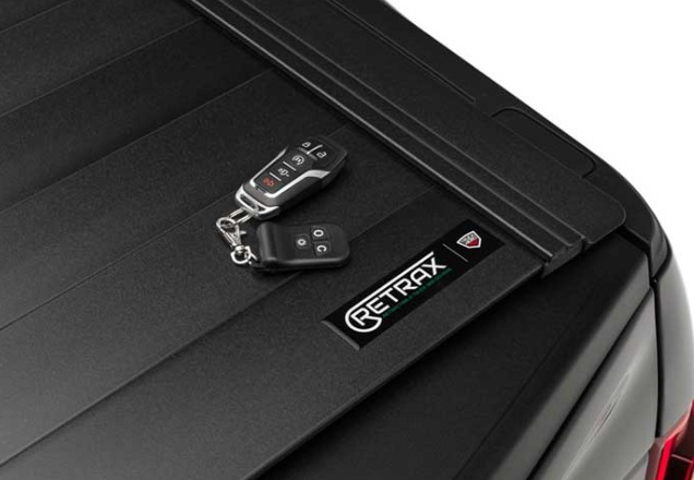 2019-2025 CHEVY/GMC SILVERADO/SIERRA 1500 (W/O FACTORY SIDE STORAGE BX) 6.5FT POWERED RETRACTABLE TONNEAU COVER (w/ or w/o Track System & MultiPro Tailgate)