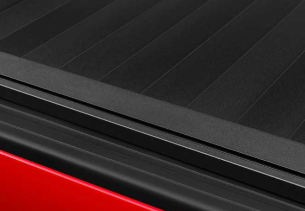 2019-2025 RAM 1500 RETRAXPRO XR (W/OUT RAMBOX/MULTIFUNCTION TAILGATE) MANUAL RETRACTABLE TONNEAU COVER