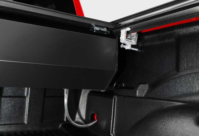 2019-2025 RAM 1500 RETRAXPRO XR (W/OUT RAMBOX/MULTIFUNCTION TAILGATE) MANUAL RETRACTABLE TONNEAU COVER