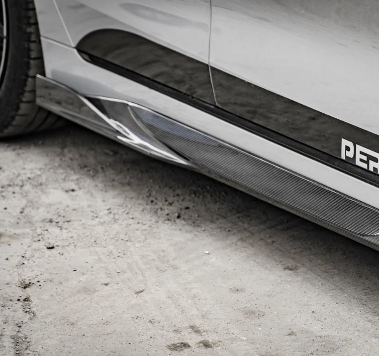 BMW G26 Prepreg Carbon Fiber Side Skirt
