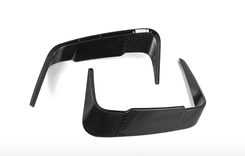 BMW M8 F91 F92 Prepreg Carbon Fiber Rear Vent Trim