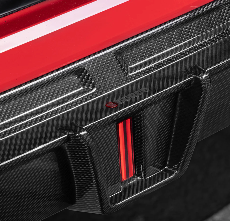 BMW X6M F96 Prepreg Carbon Fiber Diffuser With Brake Light