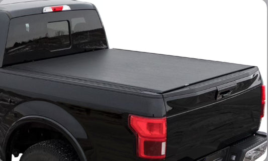 2025 Nissan Titan 5ft 6in Bed Roll-Up Tonneau Cover (W or W/O Utili Tracks)