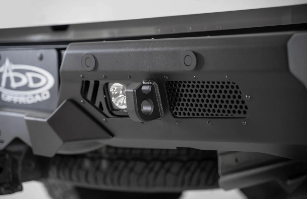 2020-2023 GMC/Chevy 2500 Heavy-Duty Bomber Rear Bumper with Blind Spot Integration