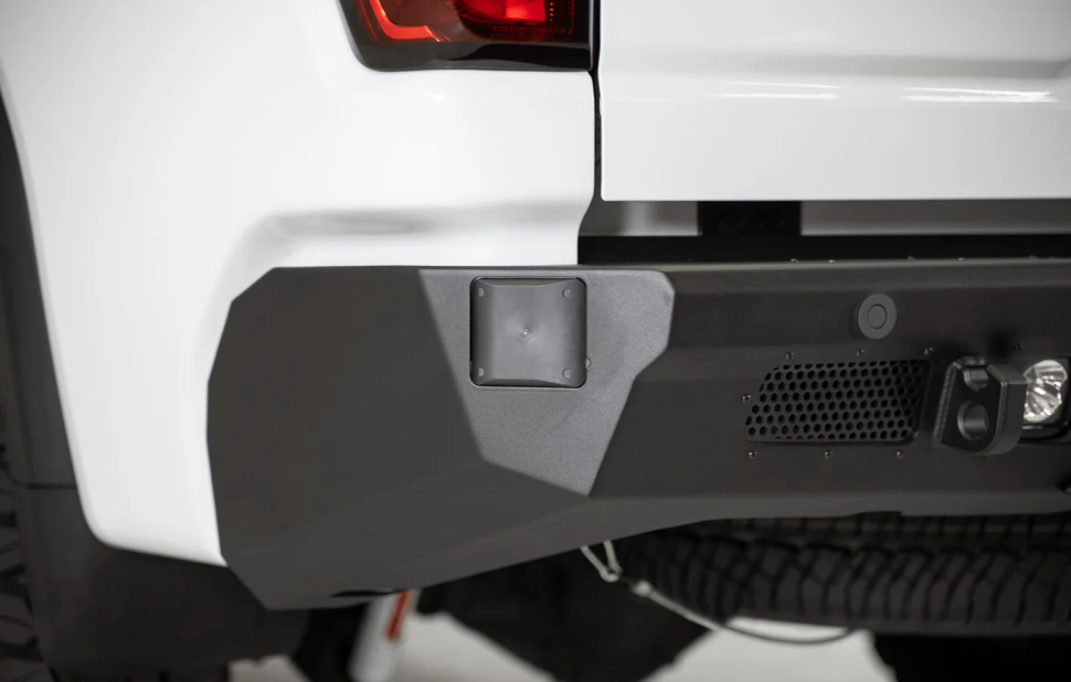 2020-2023 GMC/Chevy 2500 Heavy-Duty Bomber Rear Bumper with Blind Spot Integration
