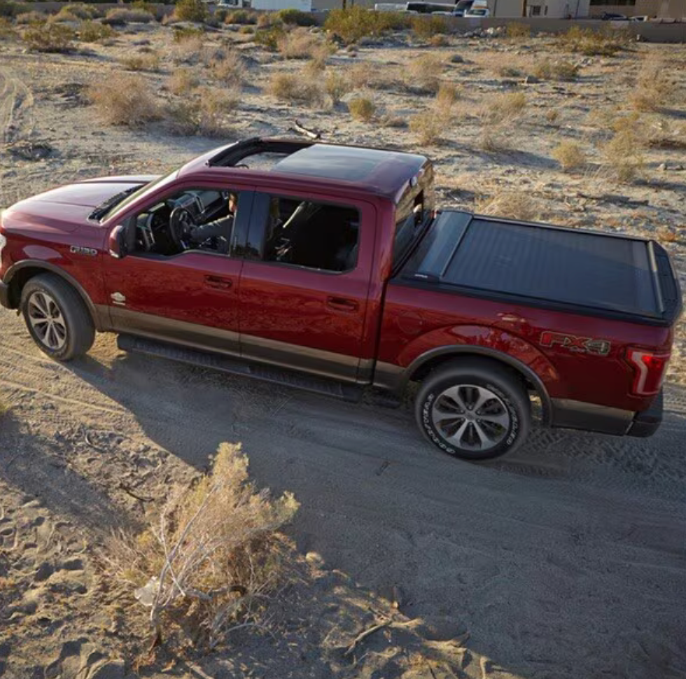 2025 Nissan Frontier 72" / 6' 0" SwitchBlade Retractable Tonneau Cover