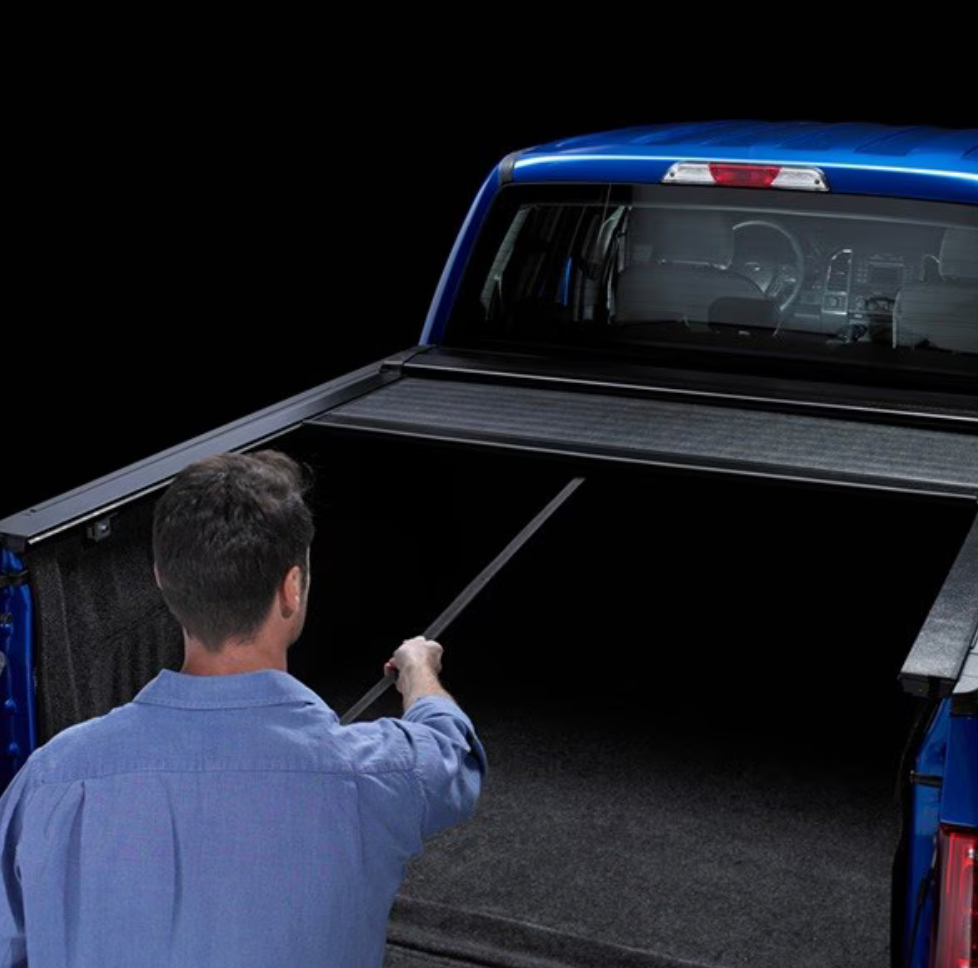 2025 Nissan Frontier 58.6" / 4' 10" SwitchBlade Retractable Tonneau Cover