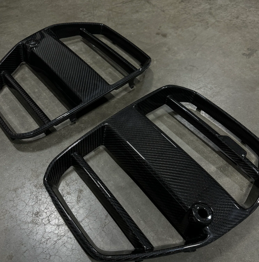 ST Style Dry Carbon Fiber Front Grille Without ACC (BMW G80/G82/G83 M3/M4)