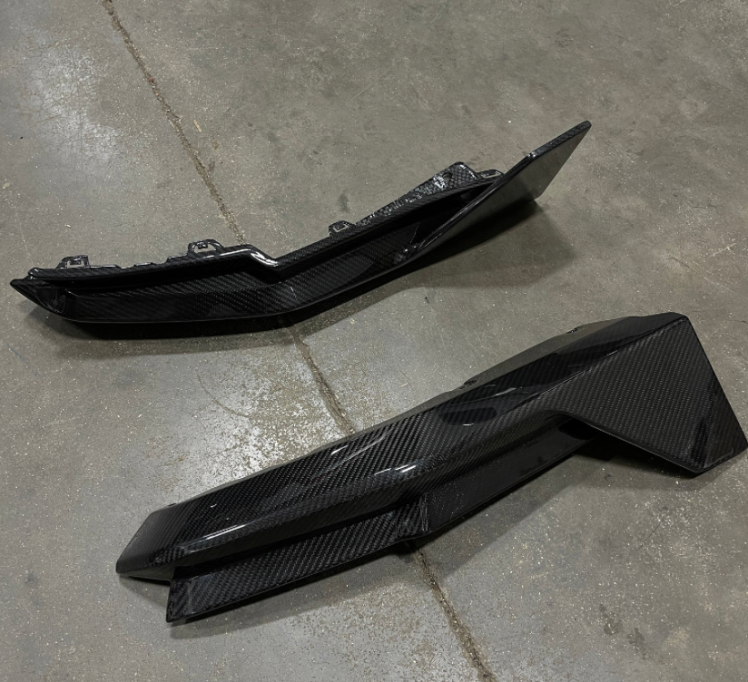 M-Performance Style Dry Carbon Fiber Rear Splitters (BMW G82 M4)