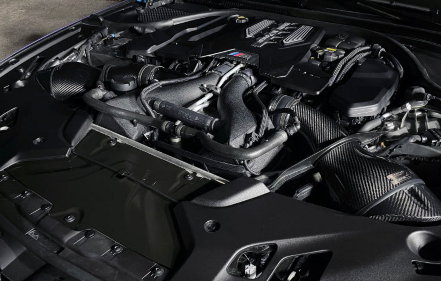 CSF 16-21 BMW M5 (F90) / 17-21 BMW M8 (F91/F92/F93) Twin Charge-Air-Cooler Set - Crinkle Black